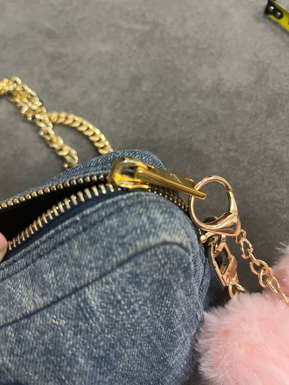 Prada - Picture 15 of 16
